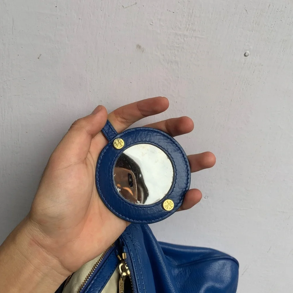 Tory Burch Amanda hobo bag - Picture 11 of 13